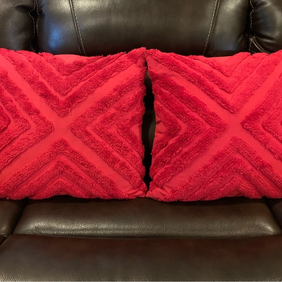 Dkny Accents 4 Sets Of 2 Dkny Red Throw Pillows 2x20 Zipper Opening